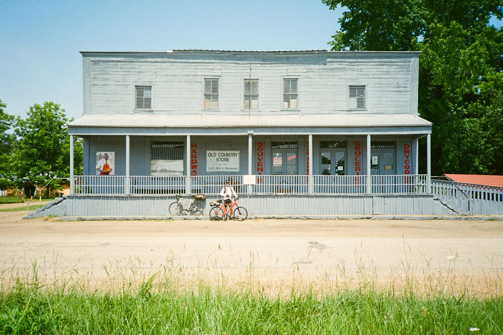 The Old Country Store chicken restaurant in Mississippi